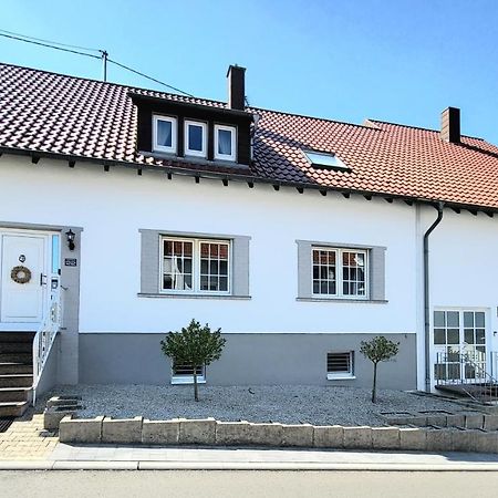 Schicke Komfortwohnung Zum Wohlfuehlen Merchweiler 외부 사진